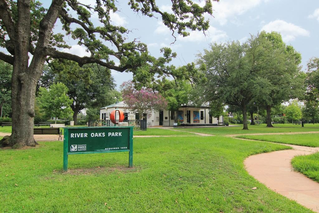River Oaks Park